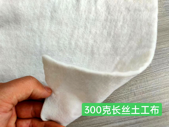 聚酯無紡布具有哪些特點(diǎn)？